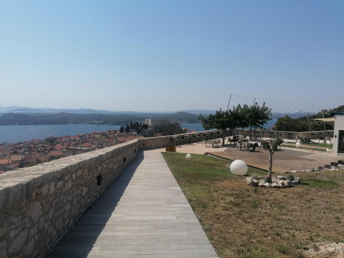 Antini Trudi Appartement Šibenik Buitenkant foto