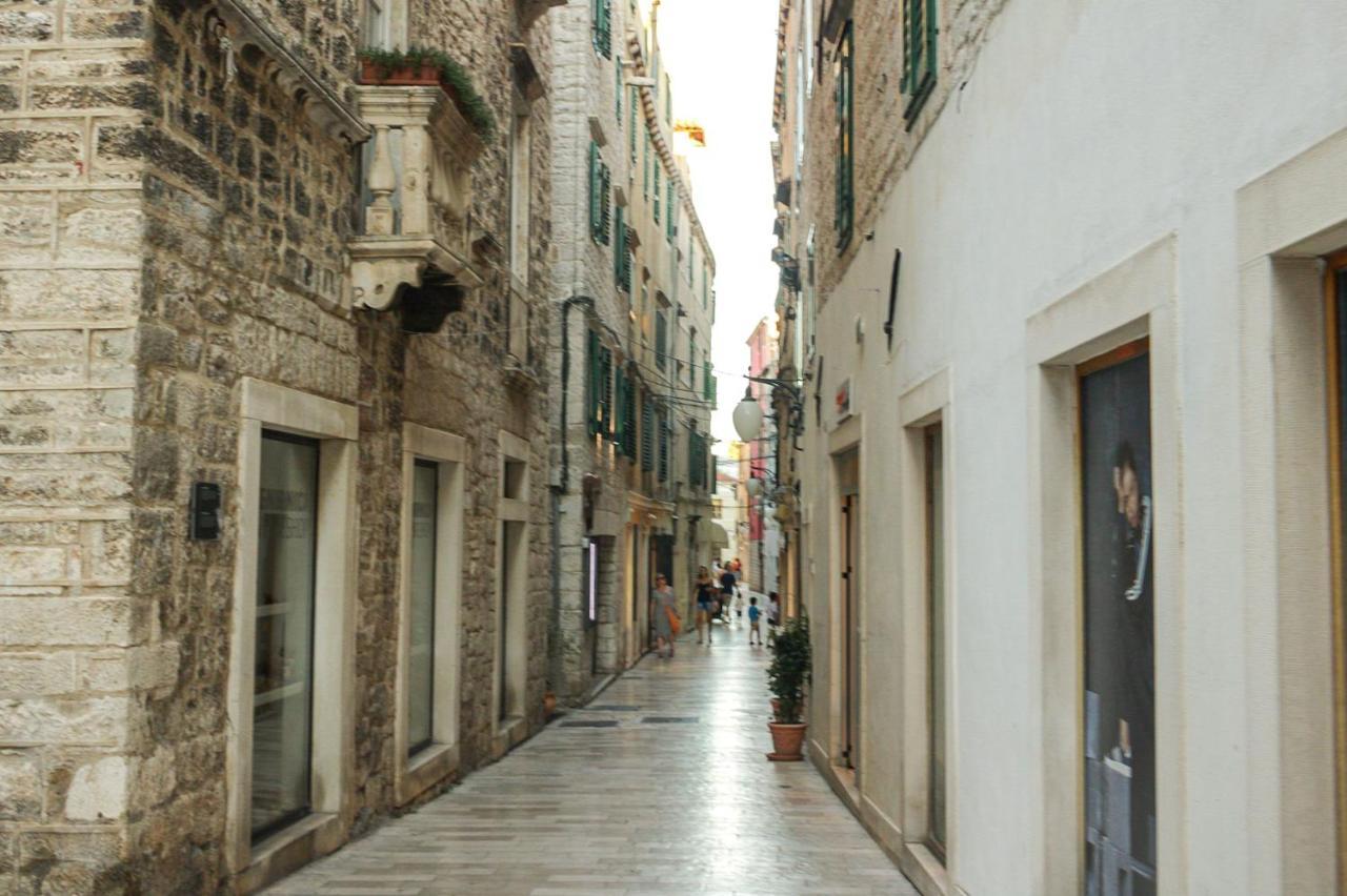 Antini Trudi Appartement Šibenik Buitenkant foto