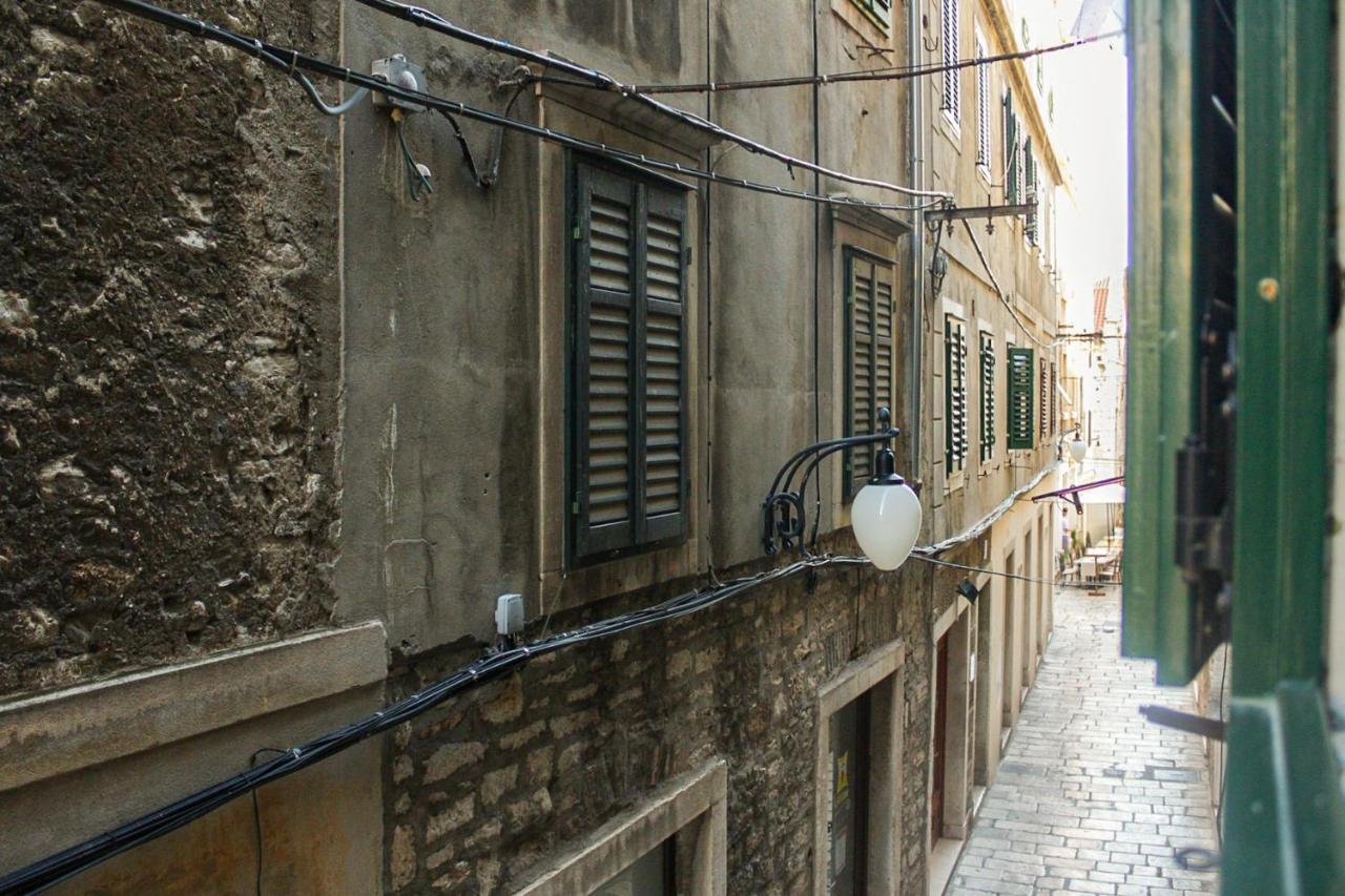 Antini Trudi Appartement Šibenik Buitenkant foto